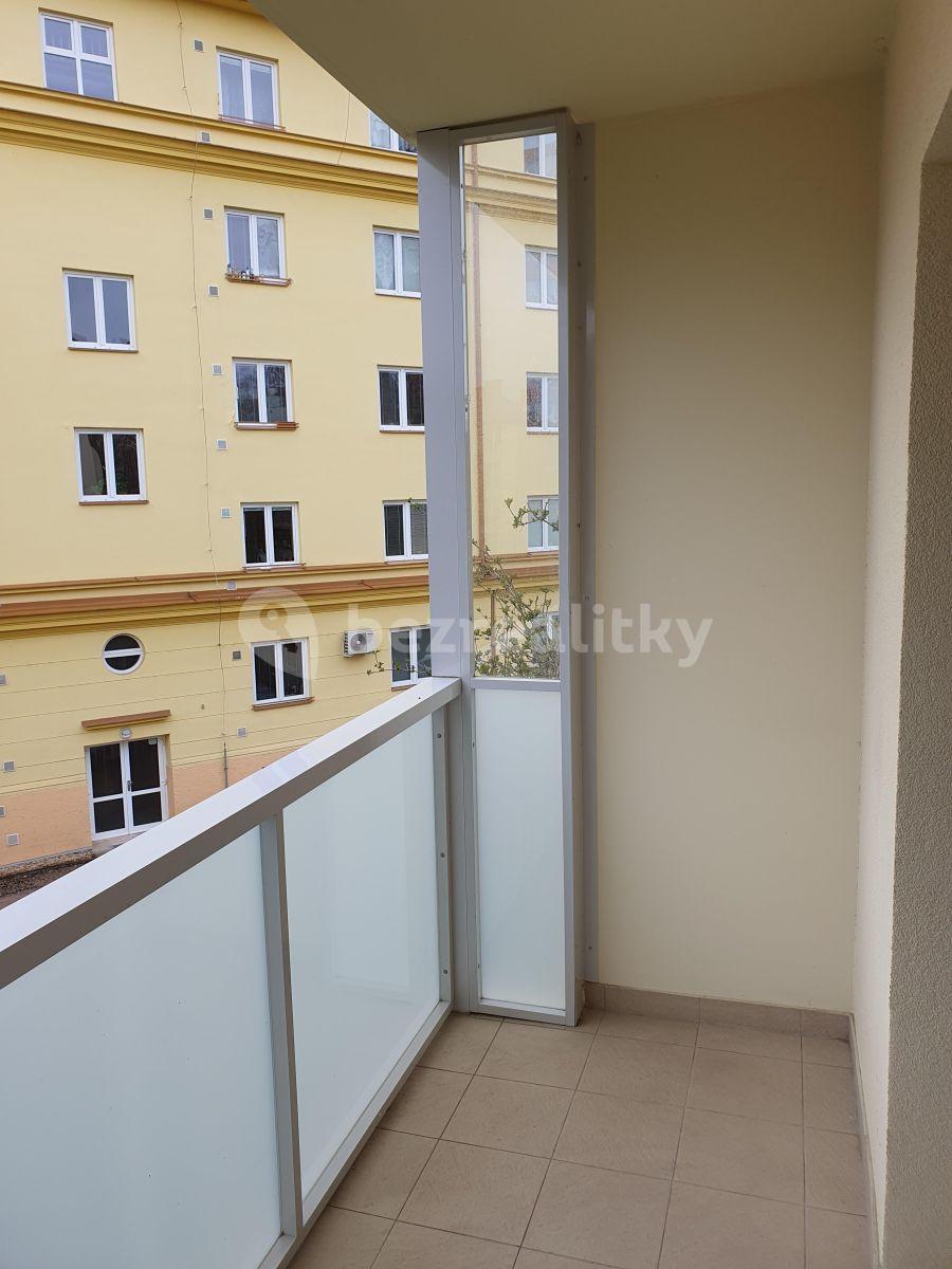 2 bedroom flat to rent, 52 m², Havlenova, Brno, Jihomoravský Region