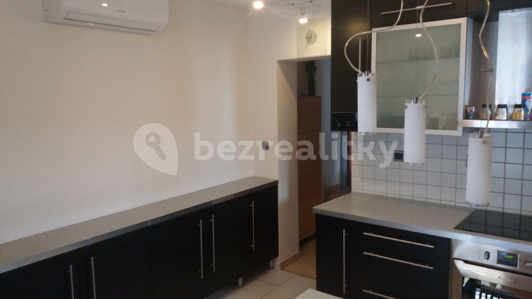 1 bedroom flat to rent, 32 m², Lípová, Ostopovice, Jihomoravský Region