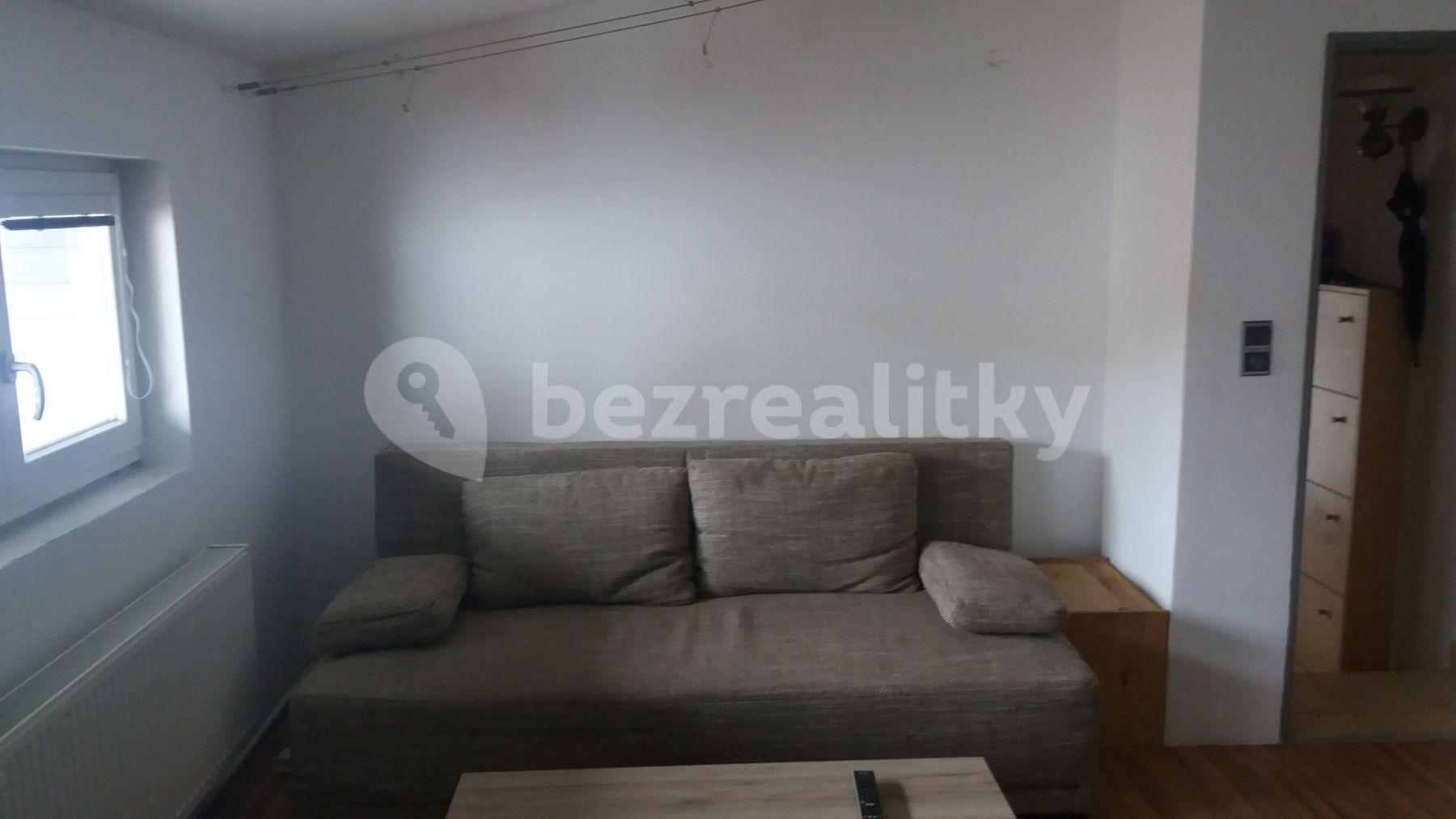 1 bedroom flat to rent, 32 m², Lípová, Ostopovice, Jihomoravský Region