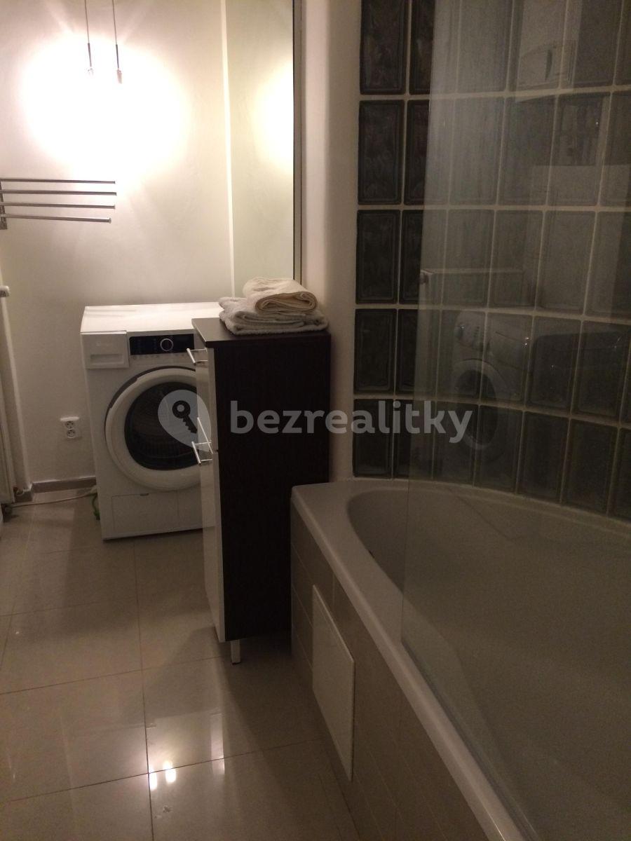 2 bedroom flat to rent, 60 m², Lublaňská, Prague, Prague