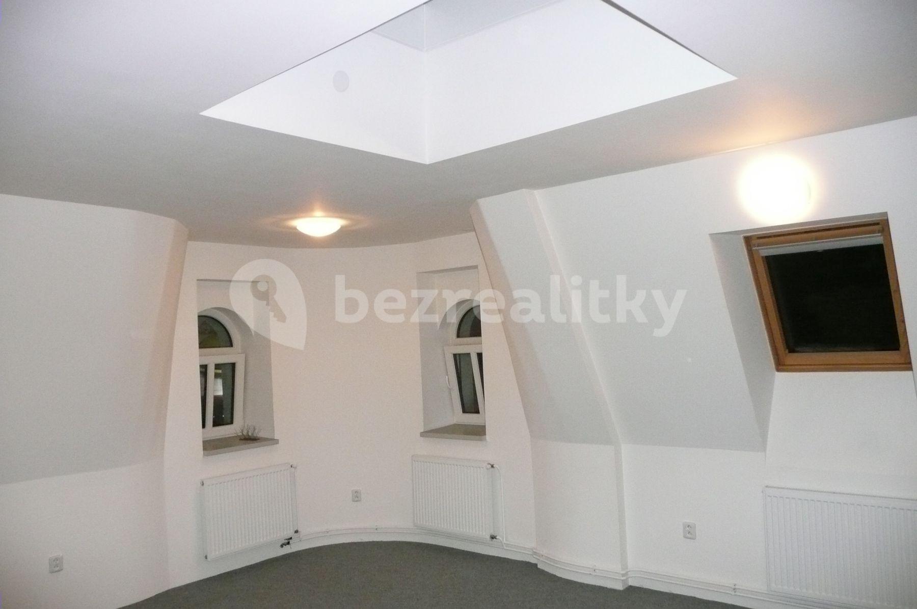 2 bedroom with open-plan kitchen flat to rent, 82 m², Sokolská, Liberec, Liberecký Region