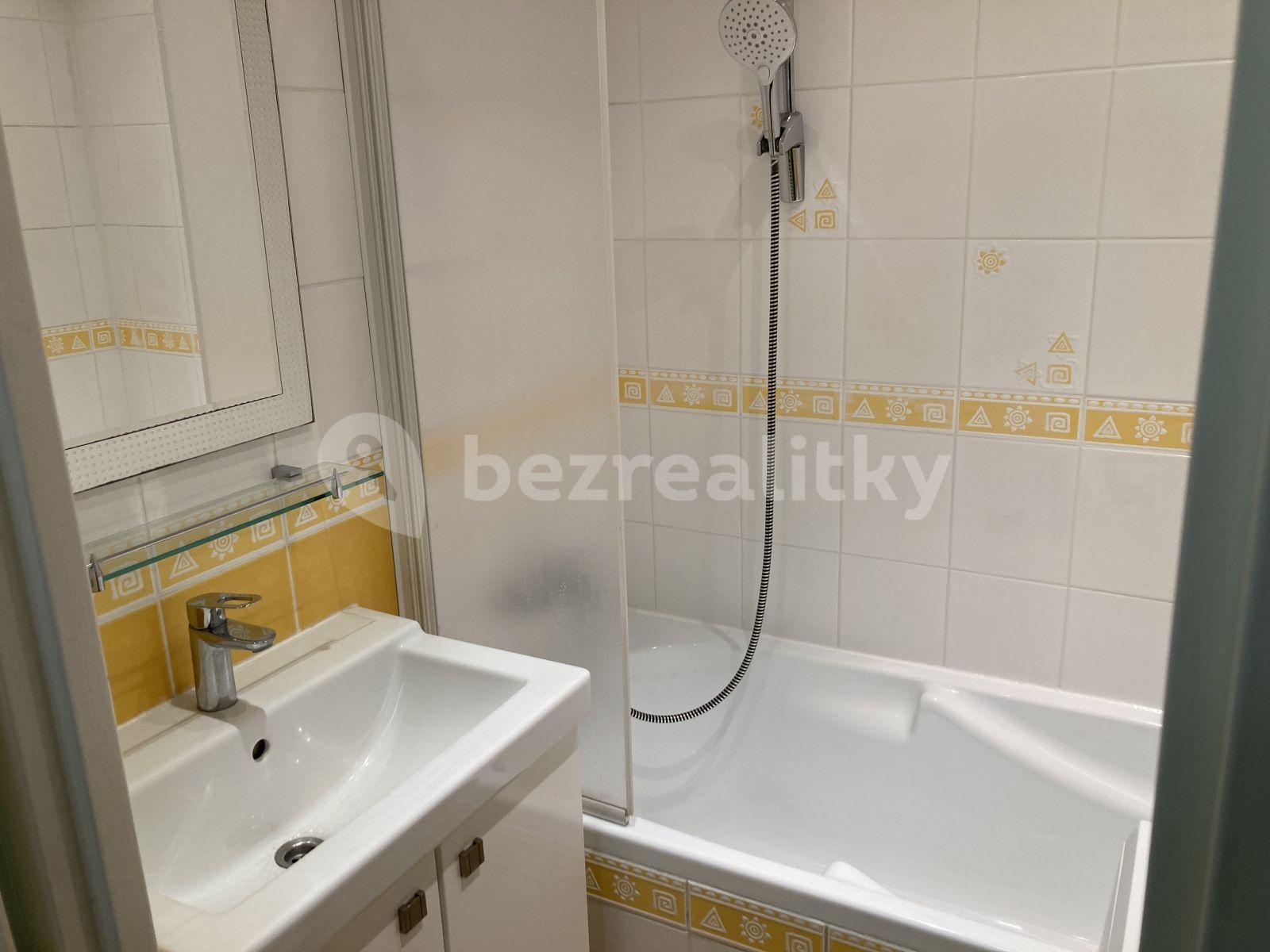 1 bedroom flat to rent, 37 m², Troilova, Prague, Prague