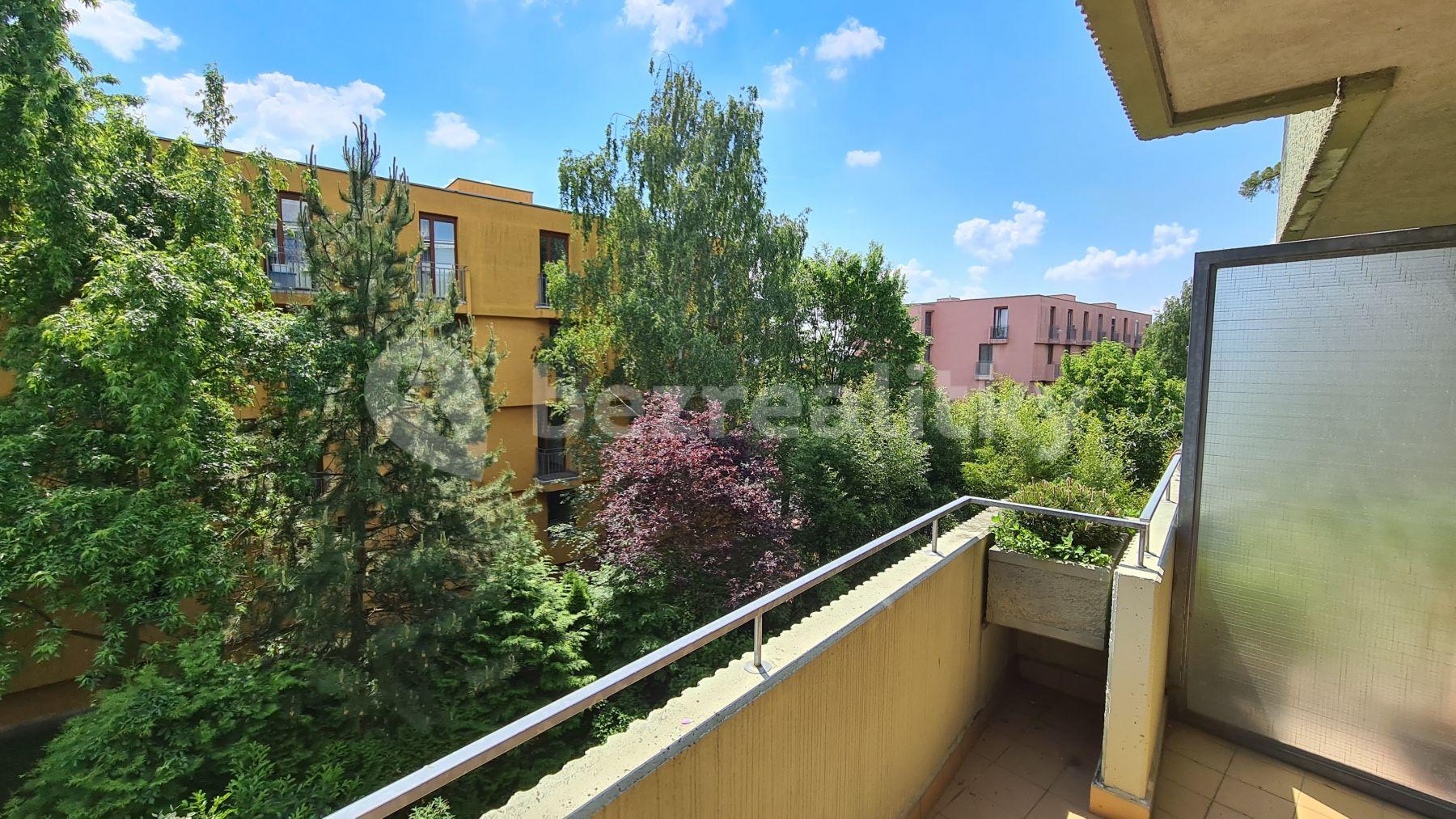 1 bedroom with open-plan kitchen flat to rent, 53 m², K Haltýři, Prague, Prague