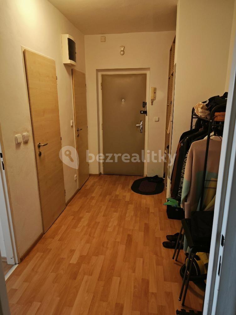 2 bedroom flat to rent, 52 m², Olbrachtova, Prague, Prague