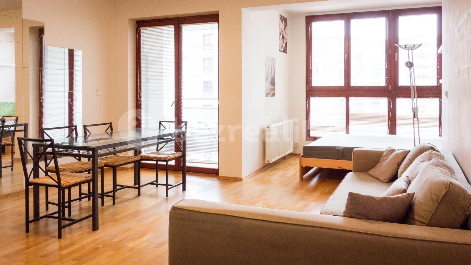 Small studio flat to rent, 41 m², Heinemannova, Prague, Prague