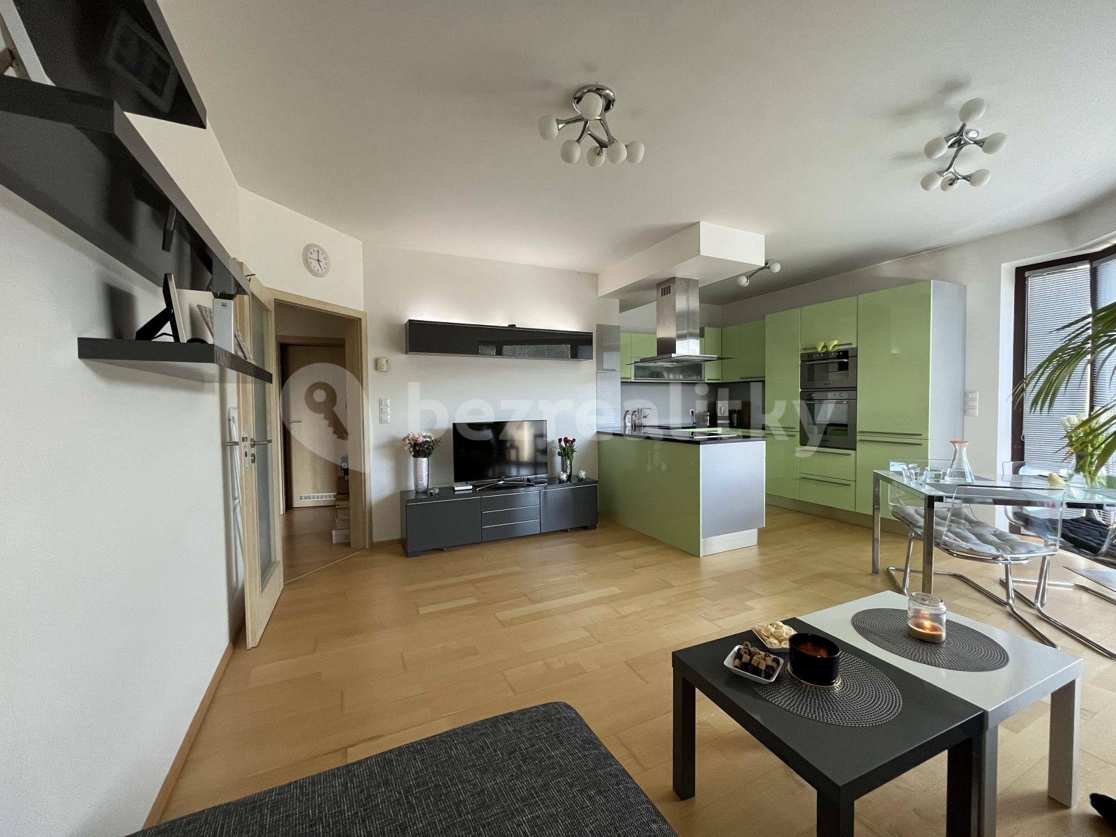 2 bedroom with open-plan kitchen flat to rent, 78 m², Nademlejnská, Prague, Prague