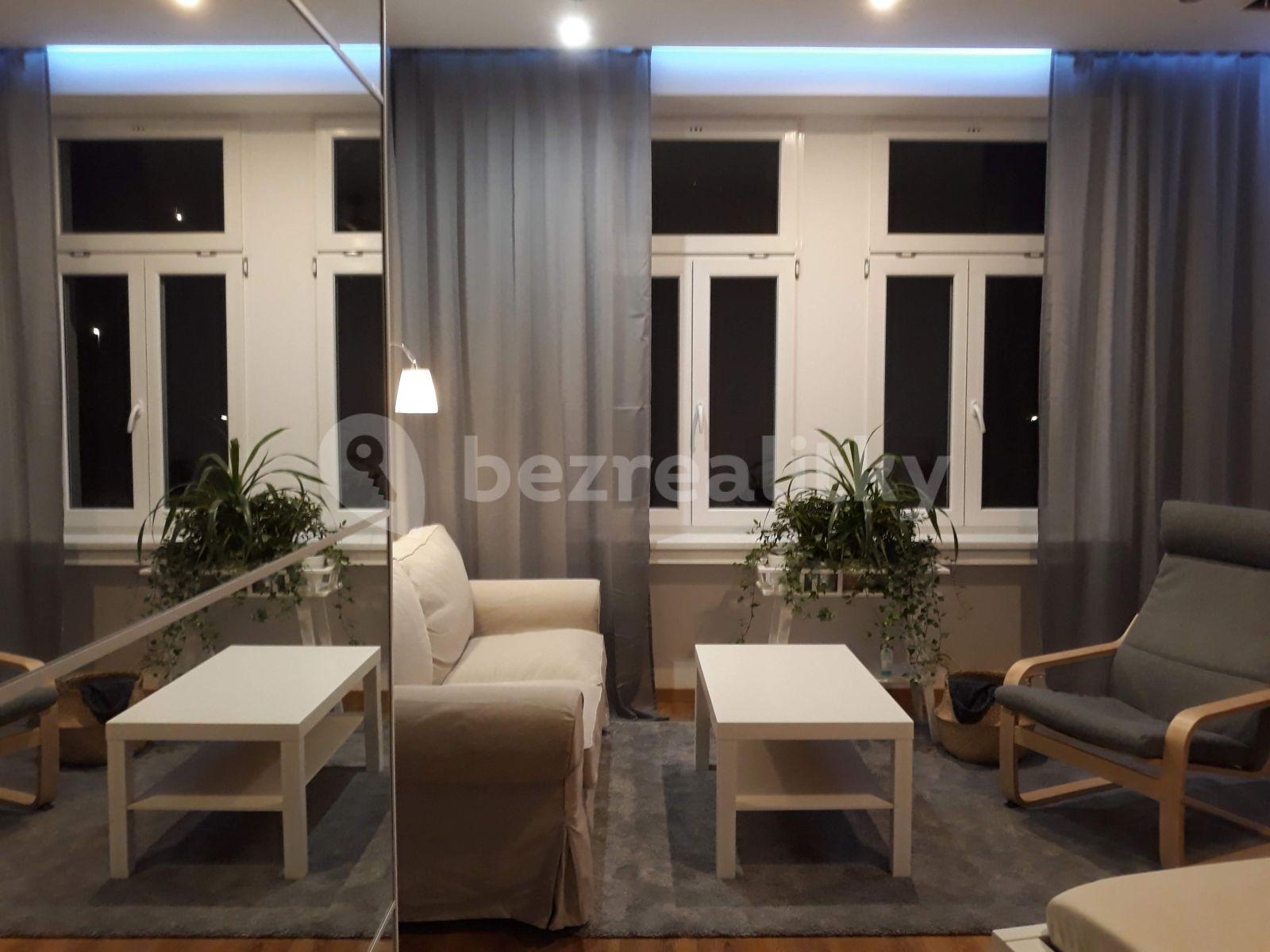 1 bedroom with open-plan kitchen flat to rent, 54 m², Nuselská, Prague, Prague