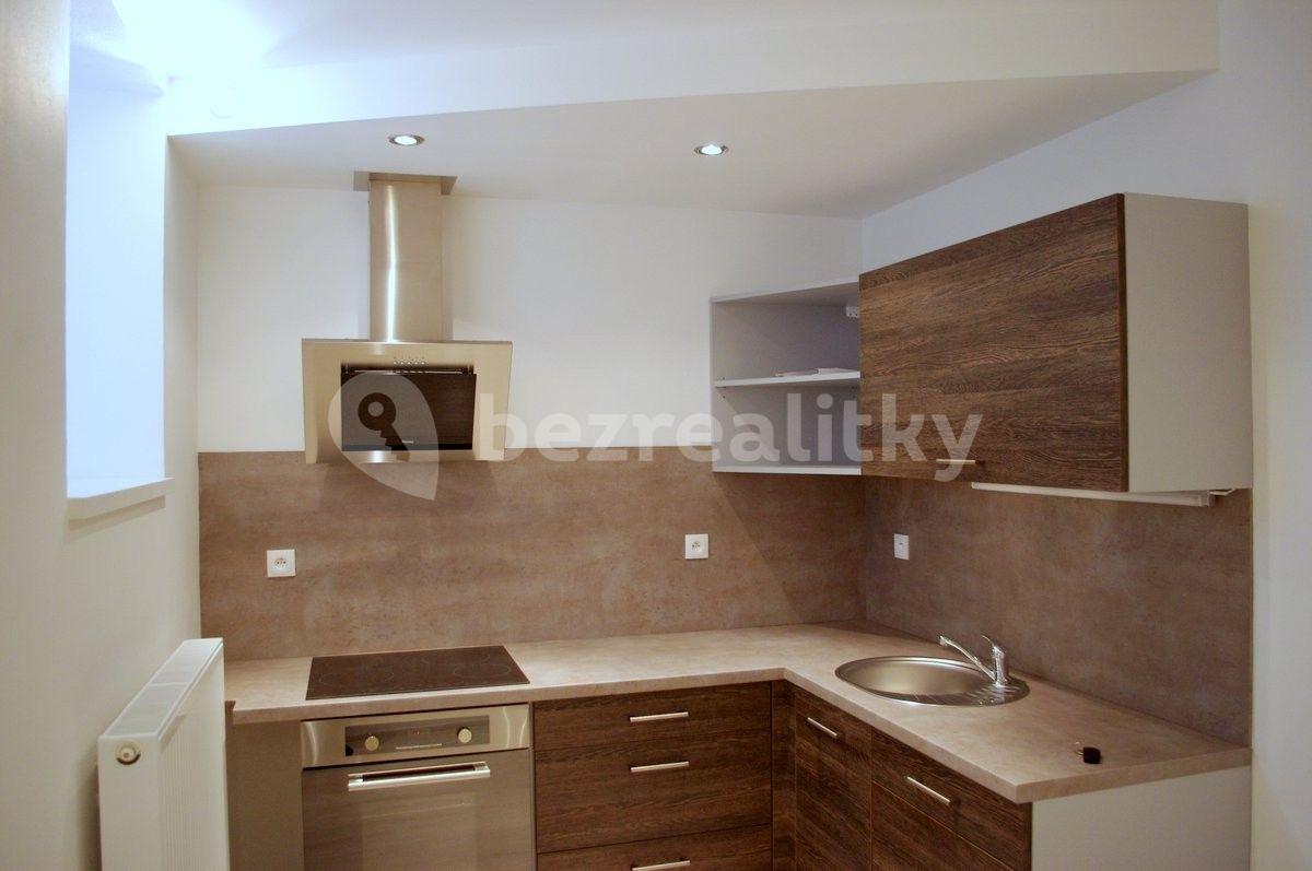 1 bedroom with open-plan kitchen flat to rent, 43 m², Lesní stezka, Jablonec nad Nisou, Liberecký Region