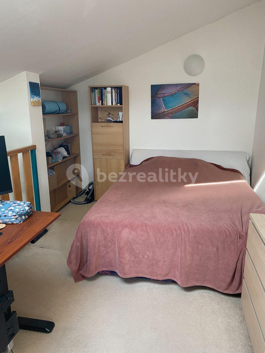 1 bedroom with open-plan kitchen flat to rent, 50 m², bratří Sapáků, Brno, Jihomoravský Region