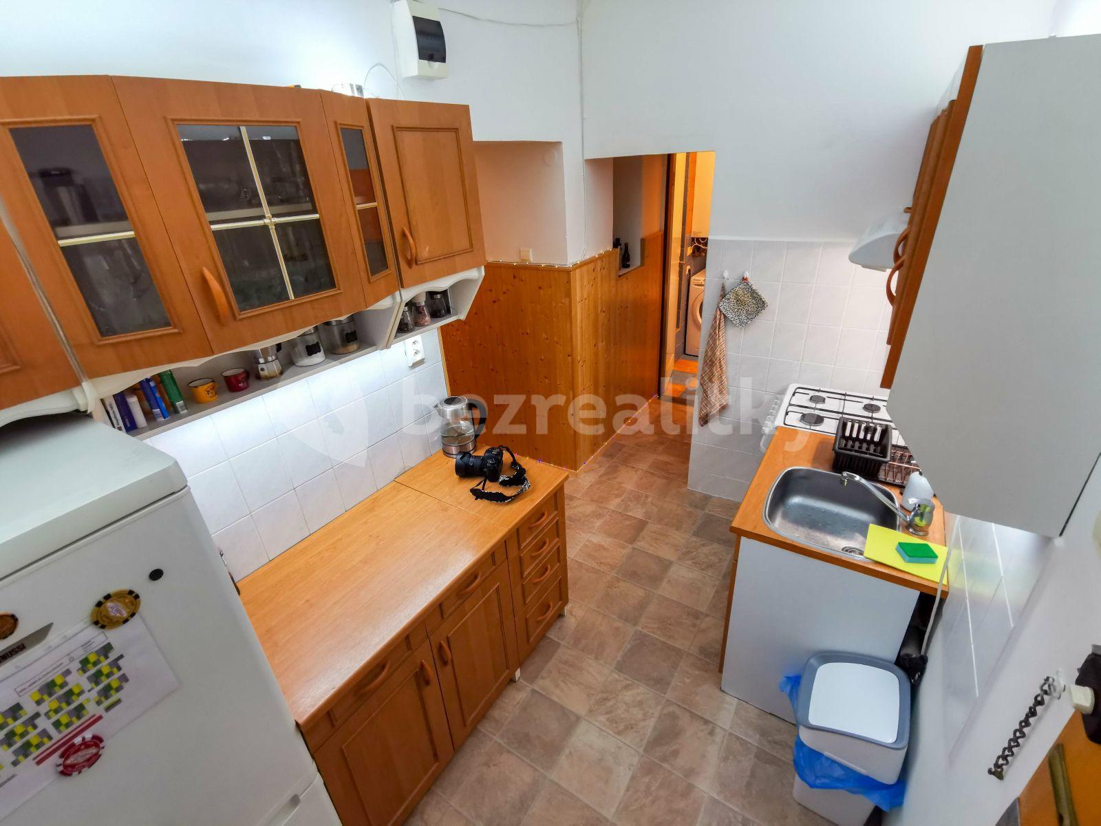 2 bedroom flat to rent, 55 m², Šaldova, Prague, Prague