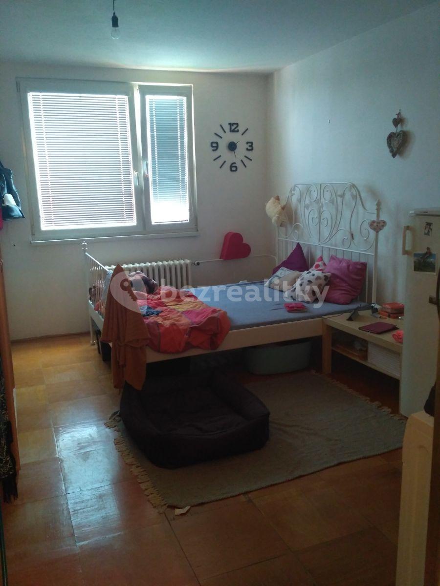 Small studio flat to rent, 25 m², Vítězslava Nezvala, Frýdek-Místek, Moravskoslezský Region