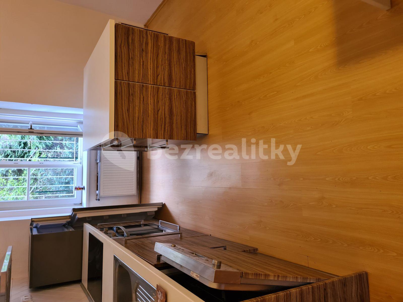 2 bedroom flat to rent, 85 m², Petřínská, Prague, Prague