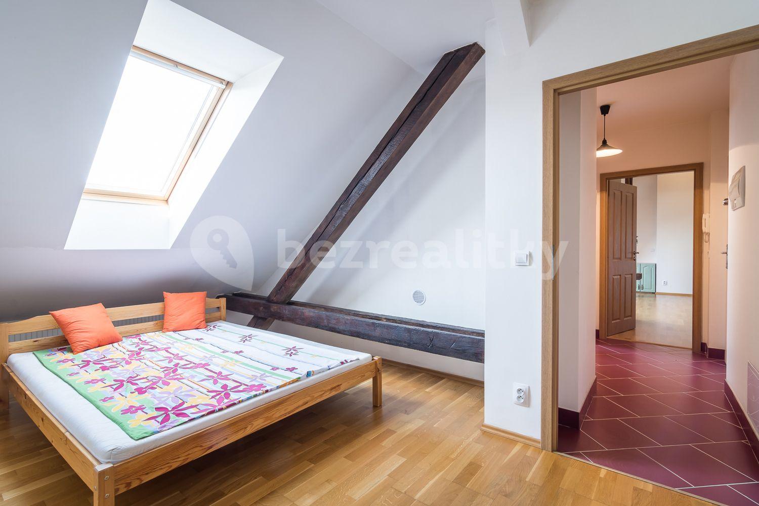 1 bedroom with open-plan kitchen flat to rent, 51 m², Poupětova, Prague, Prague