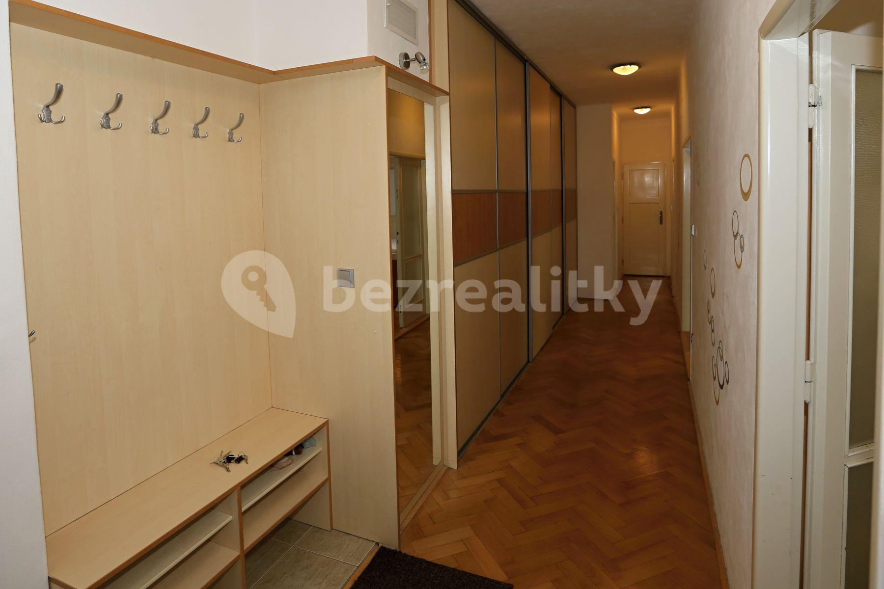 2 bedroom flat to rent, 74 m², Mášova, Brno, Jihomoravský Region