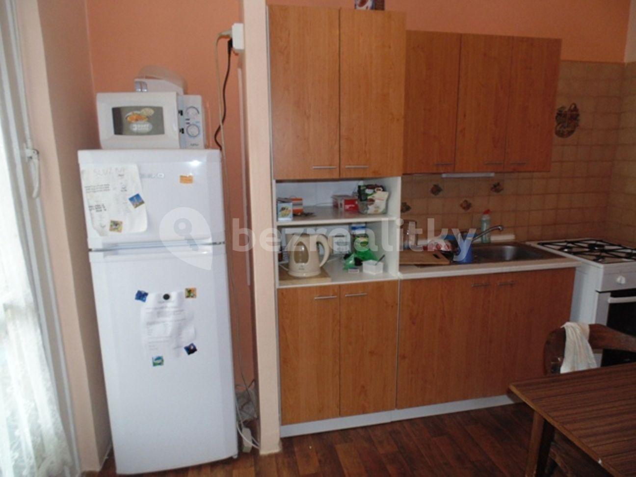 3 bedroom flat to rent, 68 m², Havlenova, Brno, Jihomoravský Region