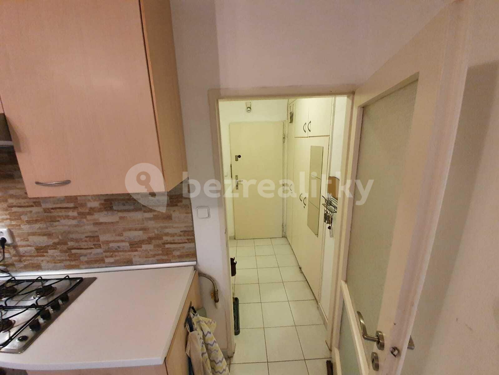 2 bedroom flat to rent, 50 m², Vostrovská, Prague, Prague