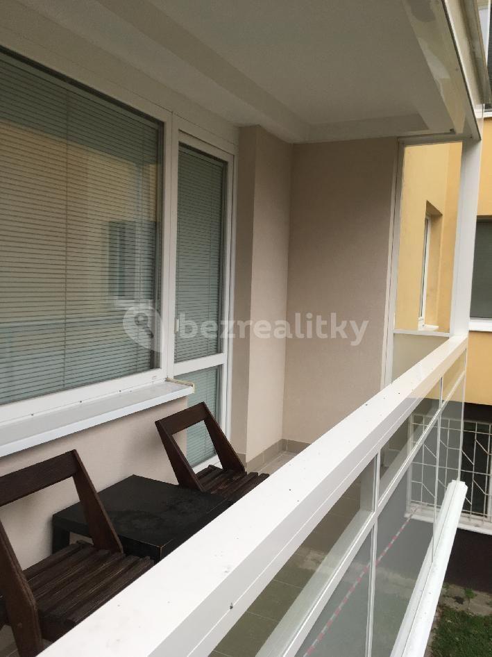 1 bedroom with open-plan kitchen flat to rent, 46 m², Ukrajinská, Brno, Jihomoravský Region