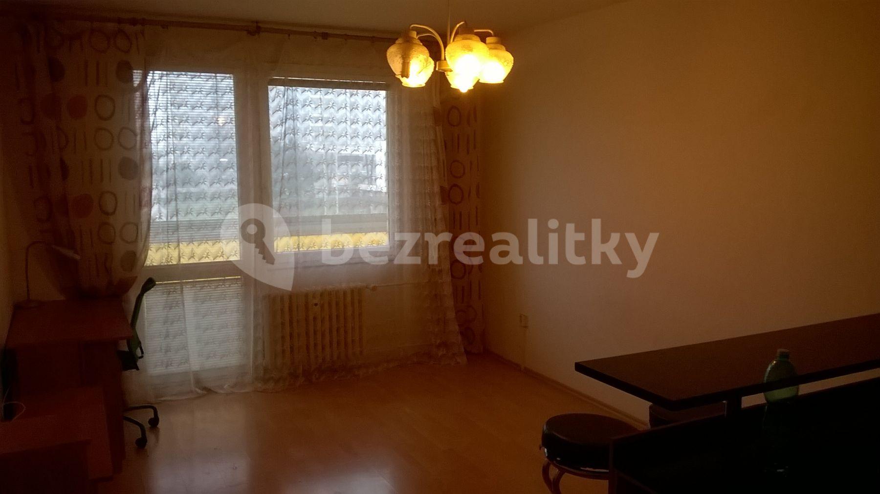 Small studio flat to rent, 30 m², Jana Masaryka, Hradec Králové, Královéhradecký Region