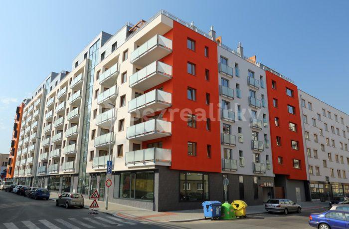 1 bedroom with open-plan kitchen flat to rent, 61 m², Kurta Konráda, Prague, Prague