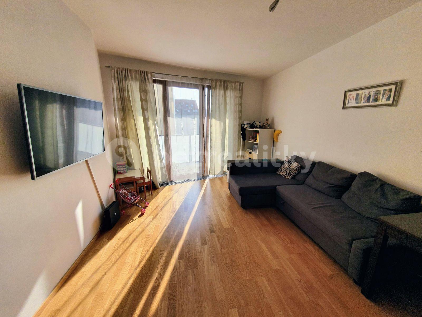 1 bedroom with open-plan kitchen flat to rent, 61 m², Kurta Konráda, Prague, Prague