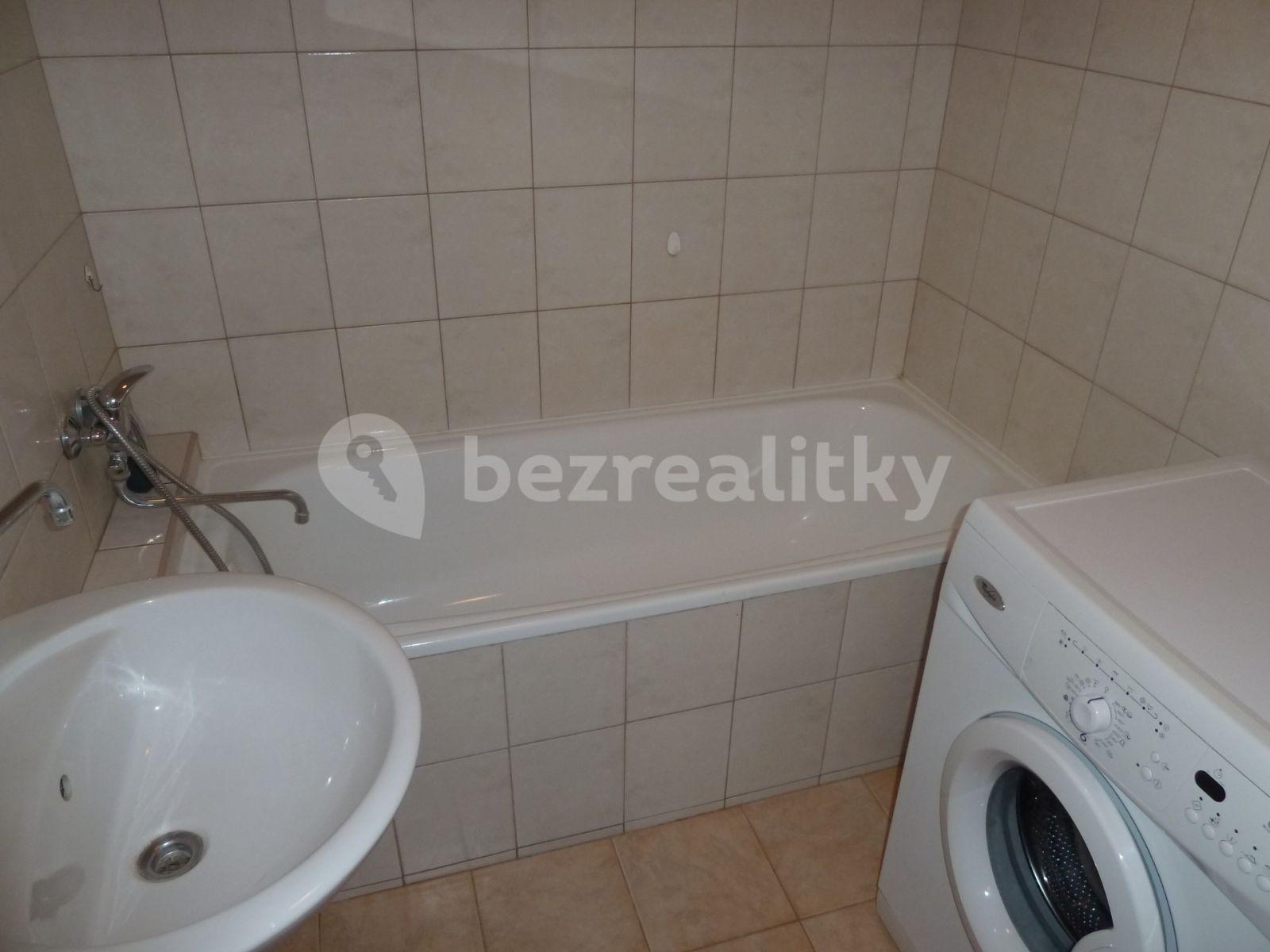 3 bedroom flat to rent, 75 m², Štětínská, Prague, Prague