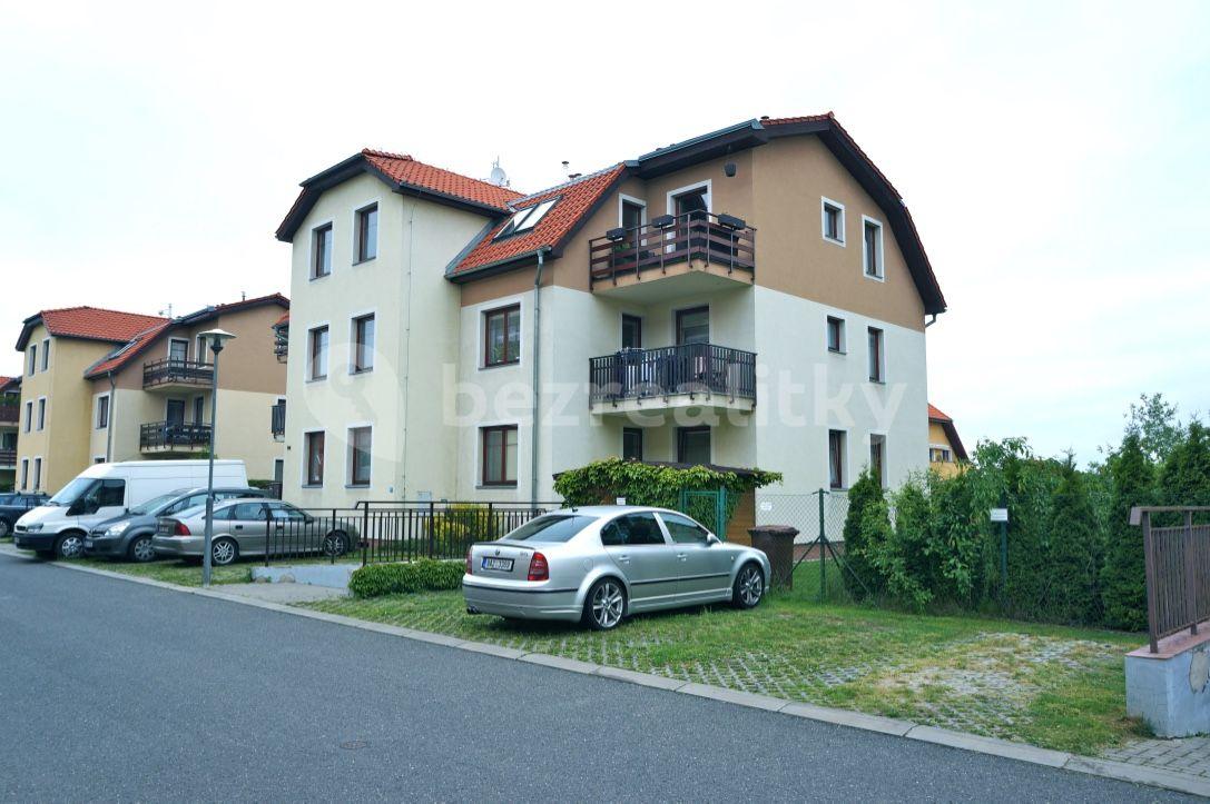 Studio flat to rent, 35 m², Průběžná, Jesenice, Středočeský Region