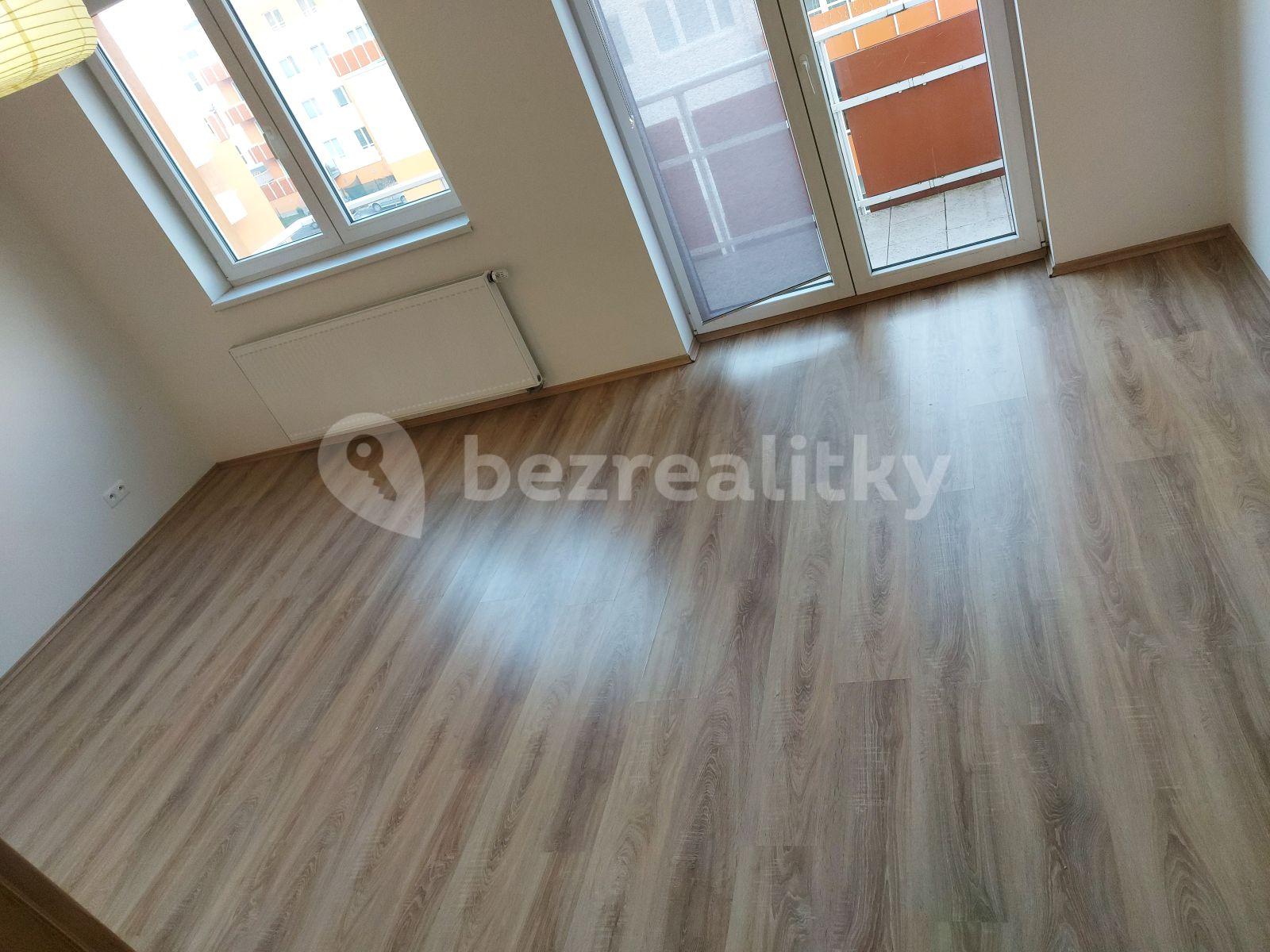 Small studio flat to rent, 34 m², Sicherova, Prague, Prague