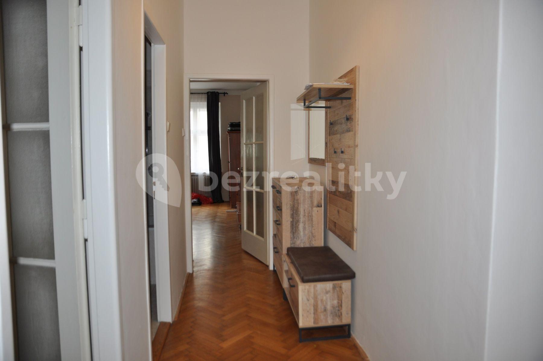 1 bedroom with open-plan kitchen flat to rent, 68 m², Školská, Prague, Prague