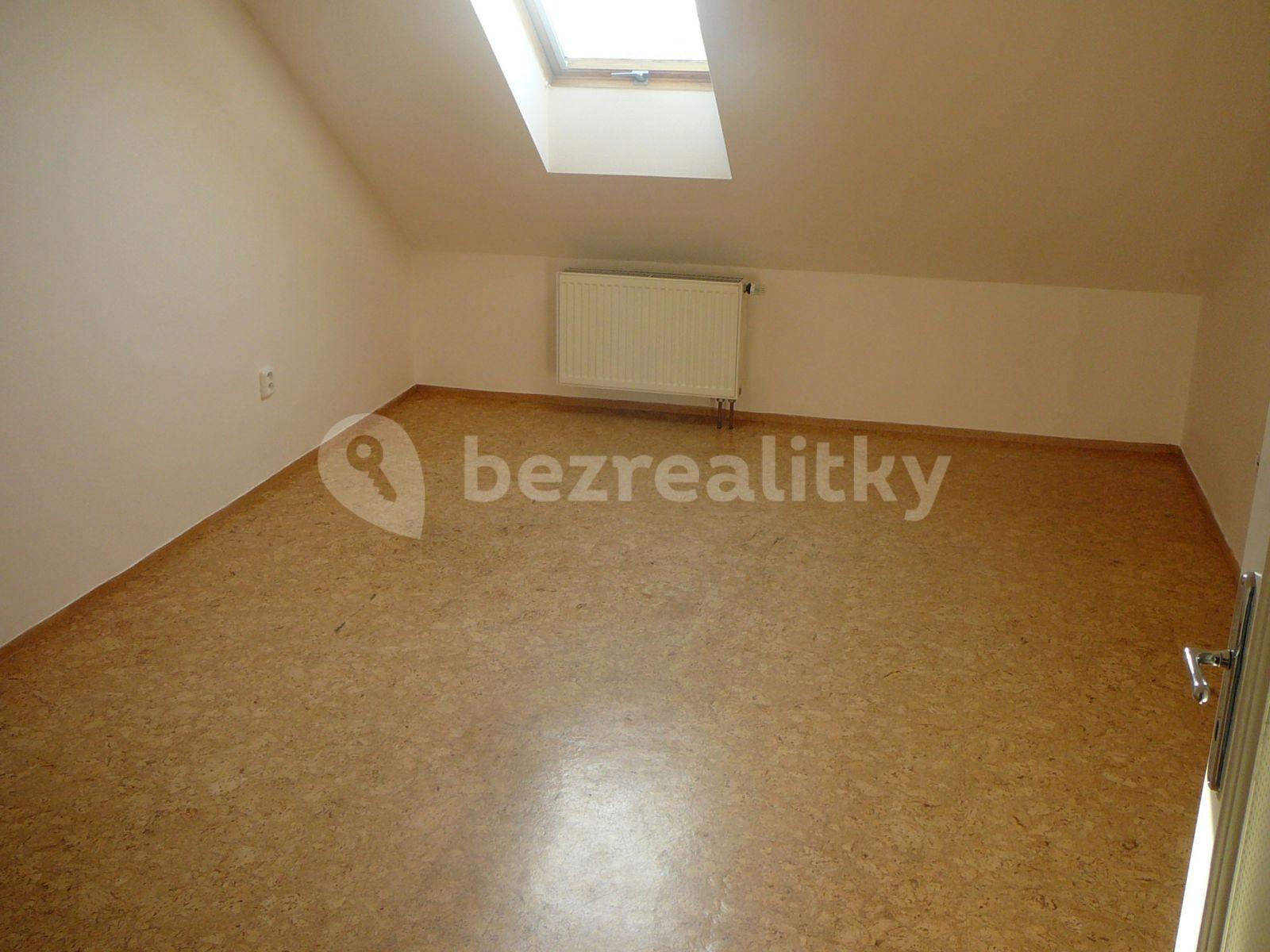 2 bedroom with open-plan kitchen flat to rent, 65 m², Svatoplukova, Brno, Jihomoravský Region