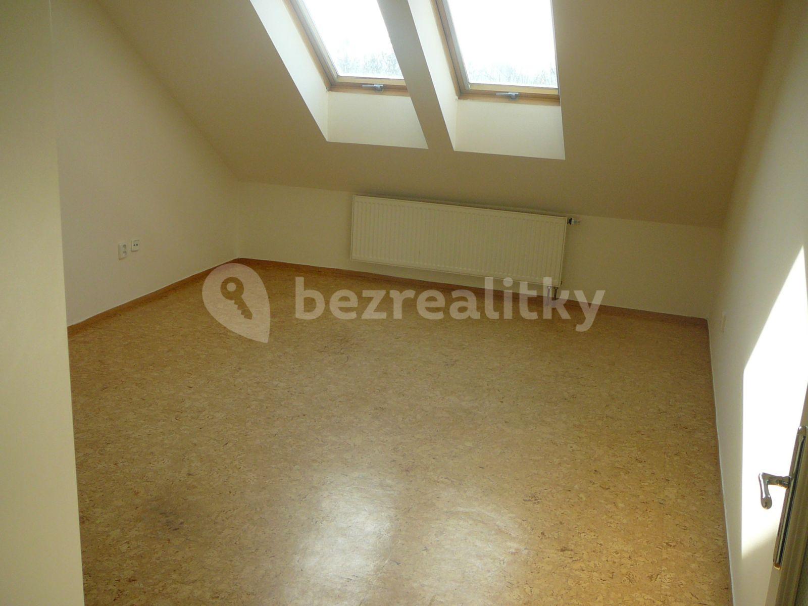 2 bedroom with open-plan kitchen flat to rent, 65 m², Svatoplukova, Brno, Jihomoravský Region