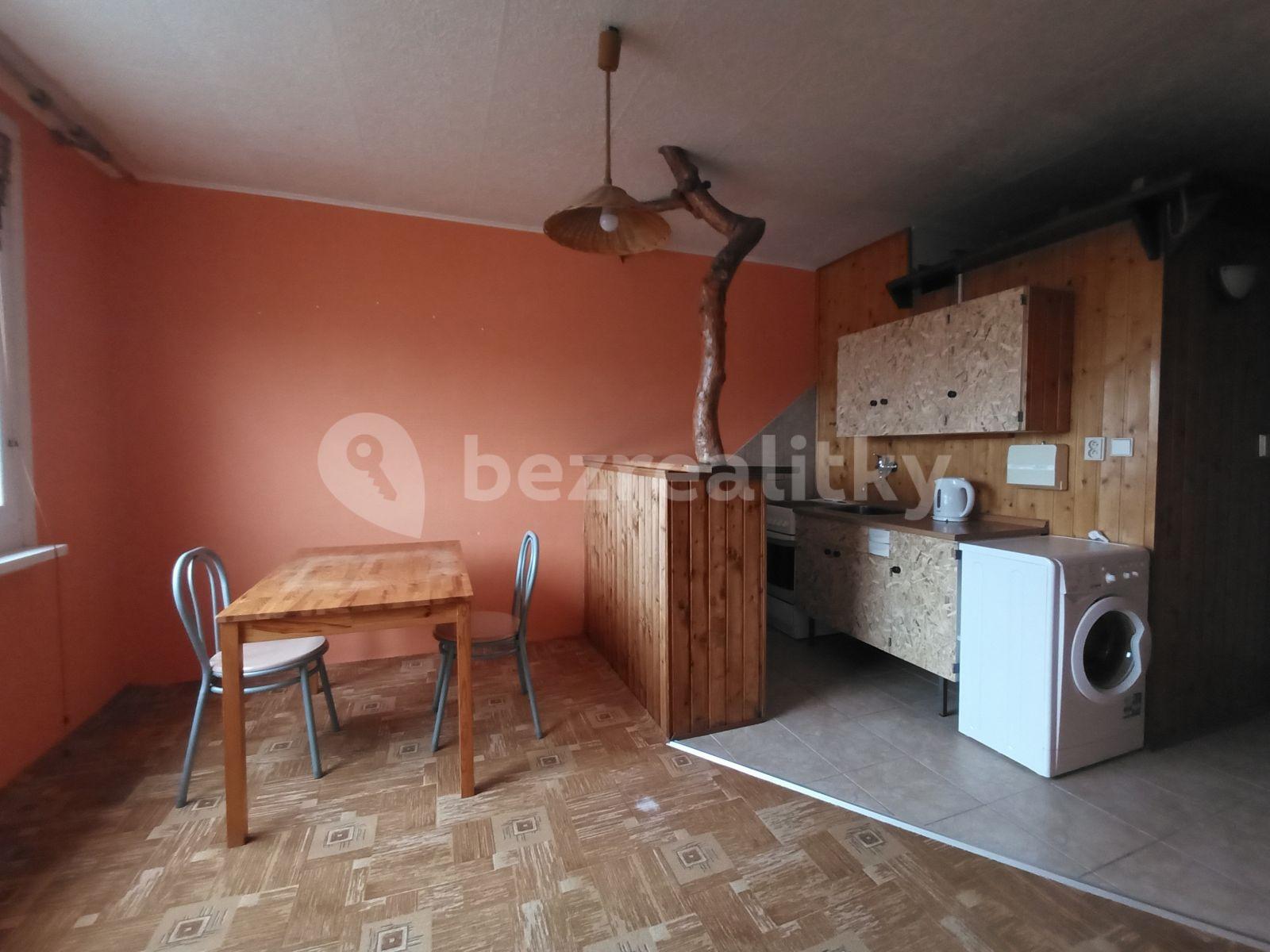 1 bedroom flat to rent, 32 m², Seifertova, Ústí nad Labem, Ústecký Region