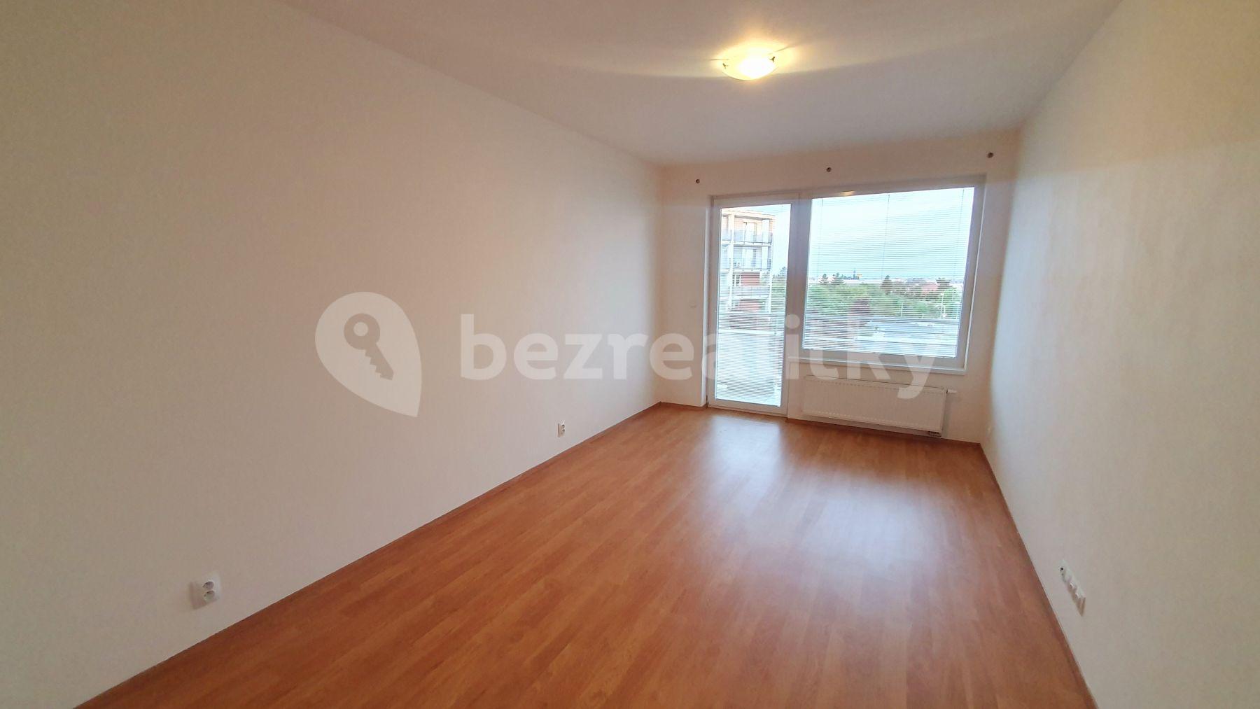 2 bedroom with open-plan kitchen flat to rent, 103 m², Sazovická, Prague, Prague