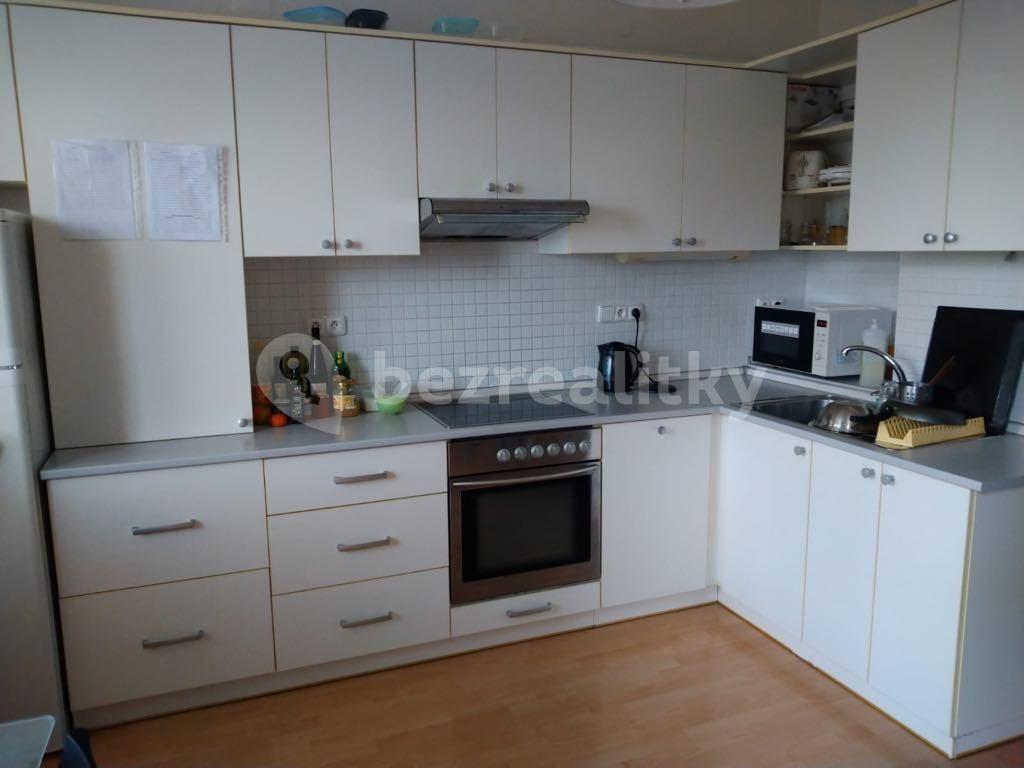 4 bedroom flat to rent, 13 m², Došlíkova, Brno, Jihomoravský Region