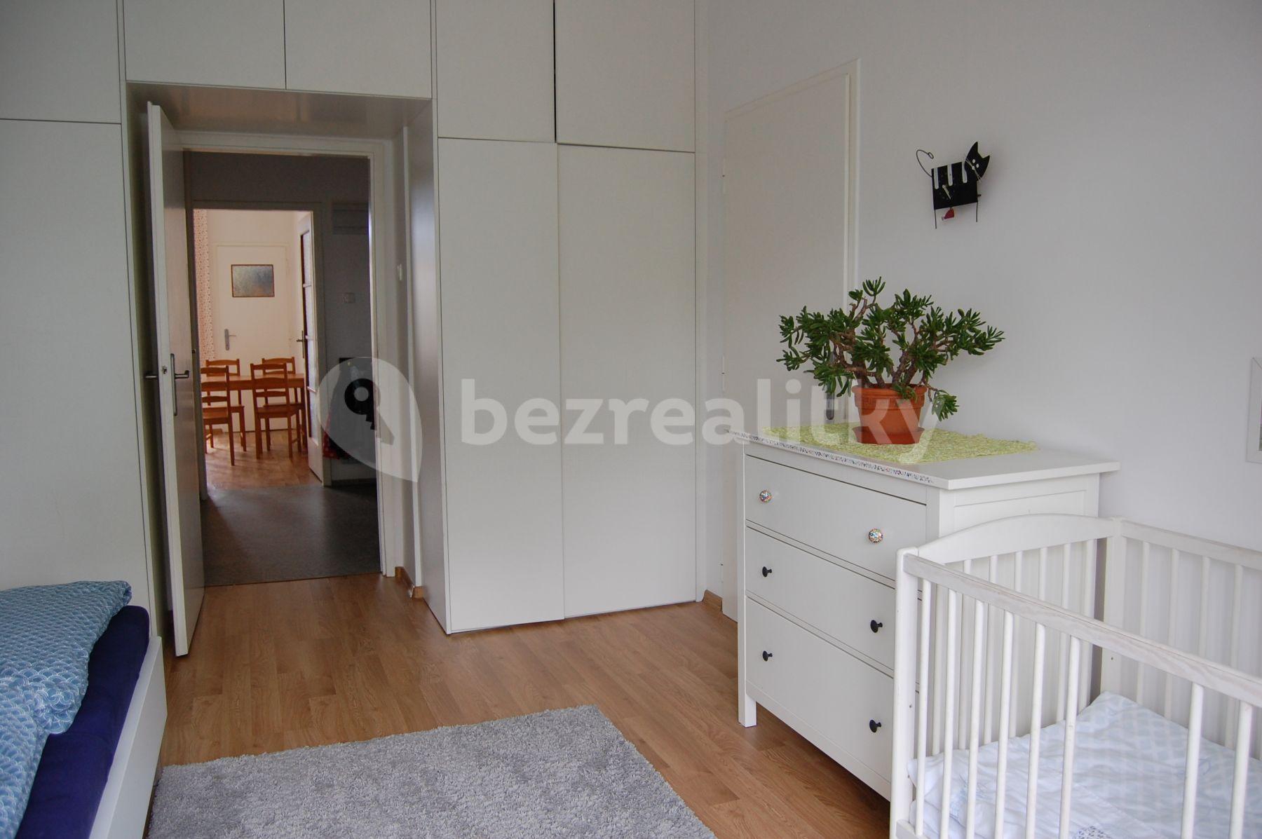 2 bedroom flat to rent, 73 m², Smetanovo nábřeží, Hradec Králové, Královéhradecký Region