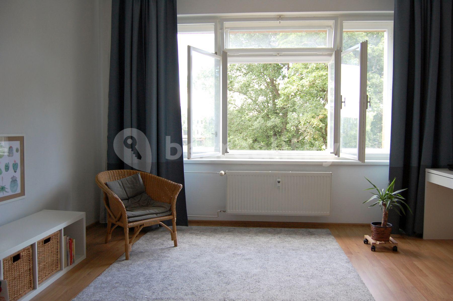 2 bedroom flat to rent, 73 m², Smetanovo nábřeží, Hradec Králové, Královéhradecký Region