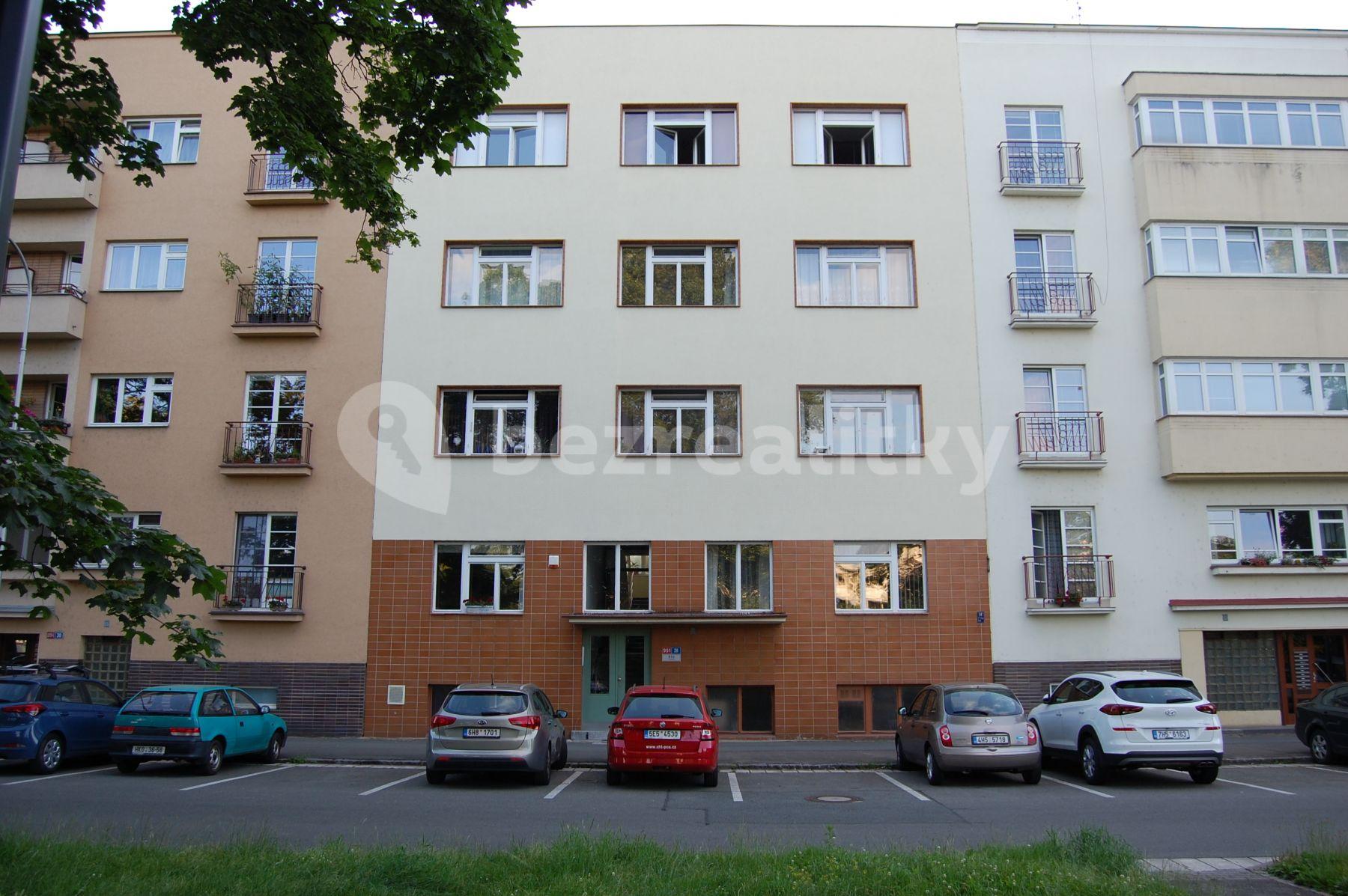 2 bedroom flat to rent, 73 m², Smetanovo nábřeží, Hradec Králové, Královéhradecký Region