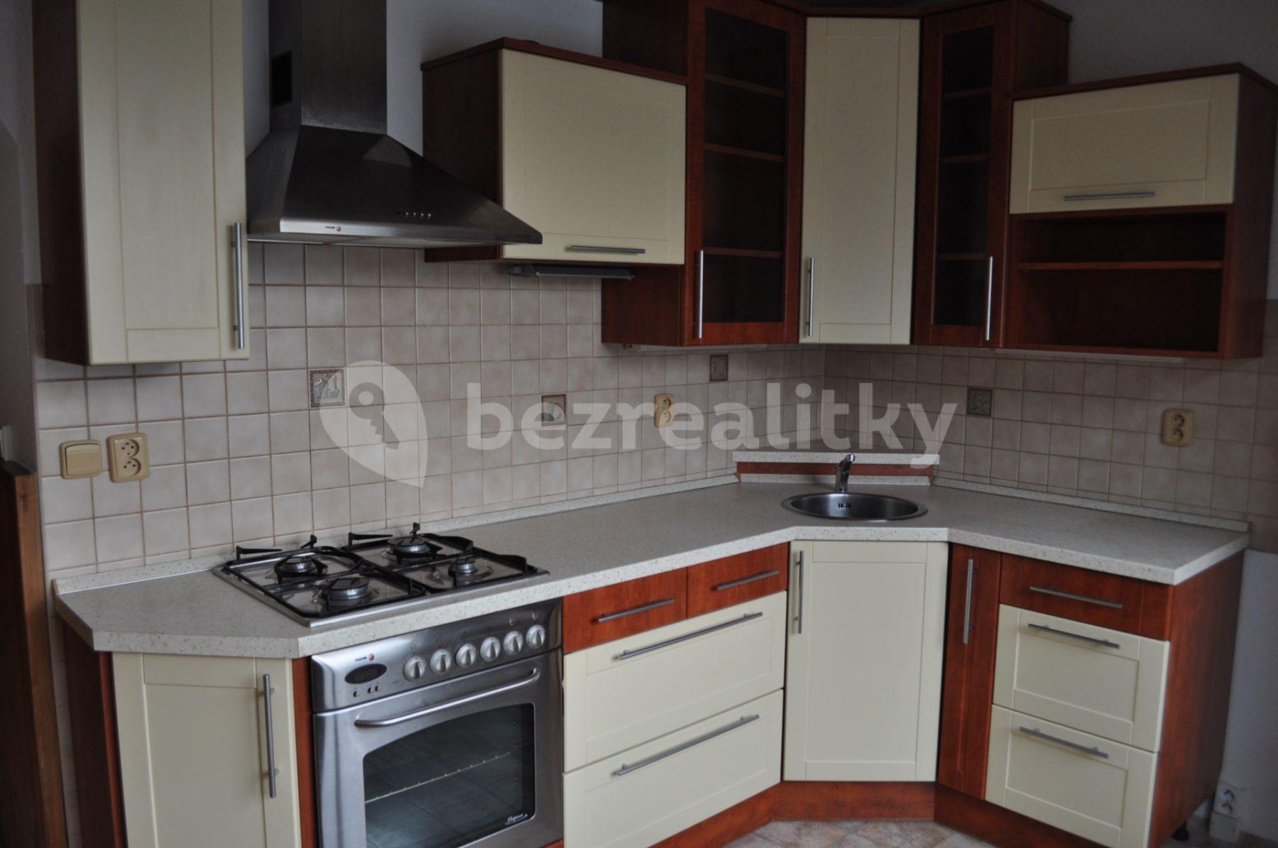 3 bedroom flat to rent, 72 m², Žlutická, Plzeň, Plzeňský Region