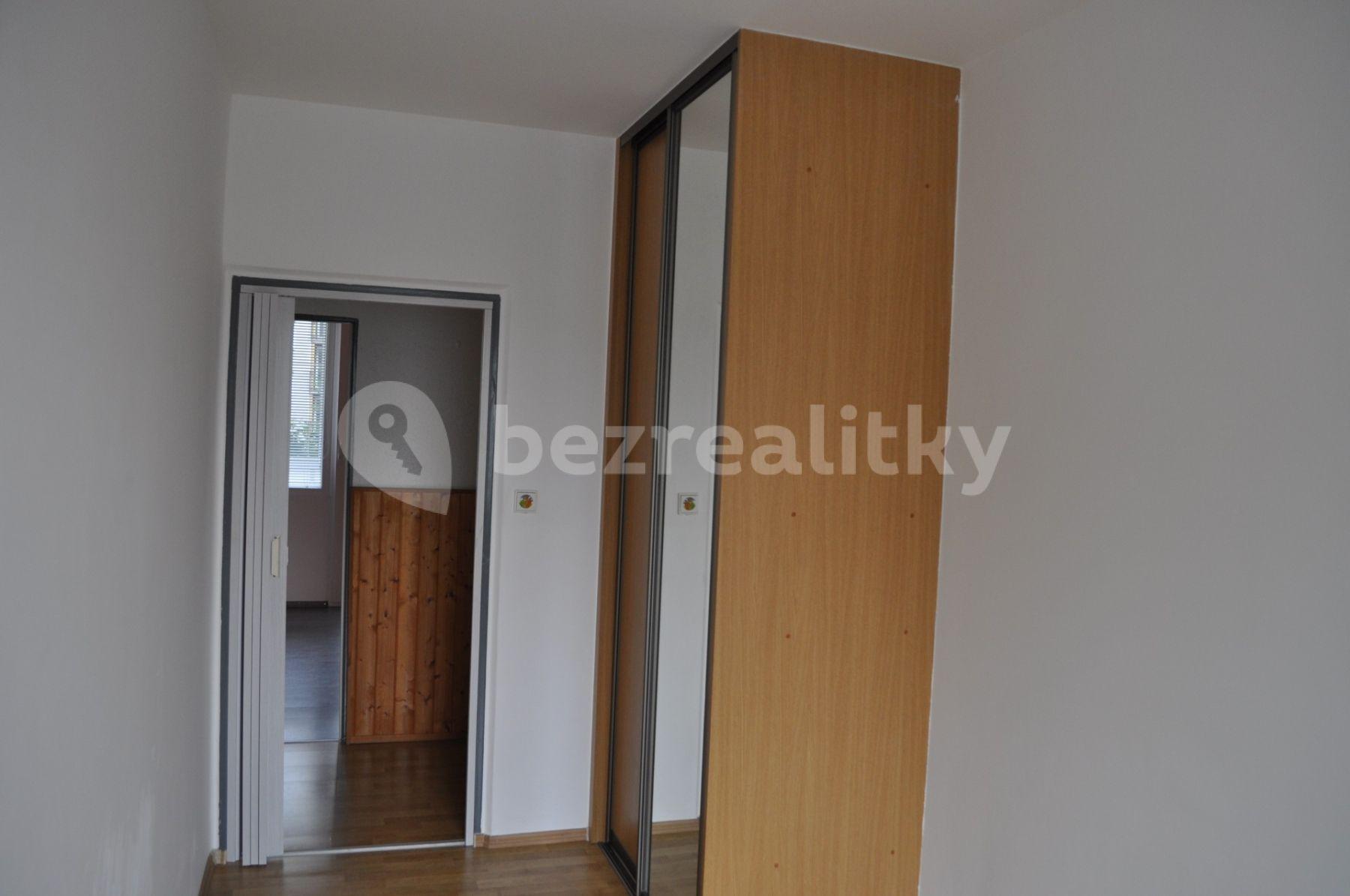 3 bedroom flat to rent, 72 m², Žlutická, Plzeň, Plzeňský Region