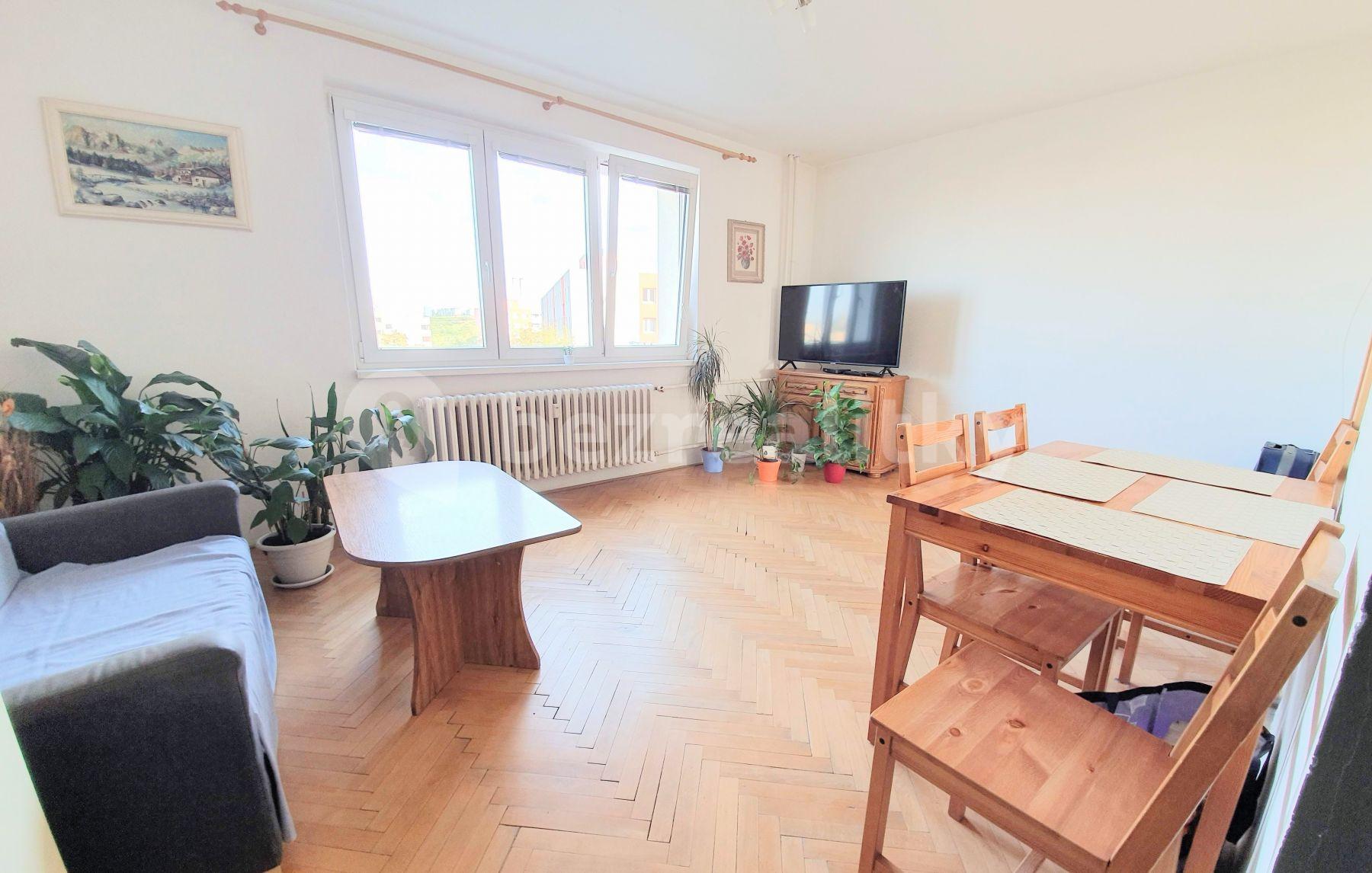 2 bedroom with open-plan kitchen flat to rent, 57 m², Bělčická, Prague, Prague