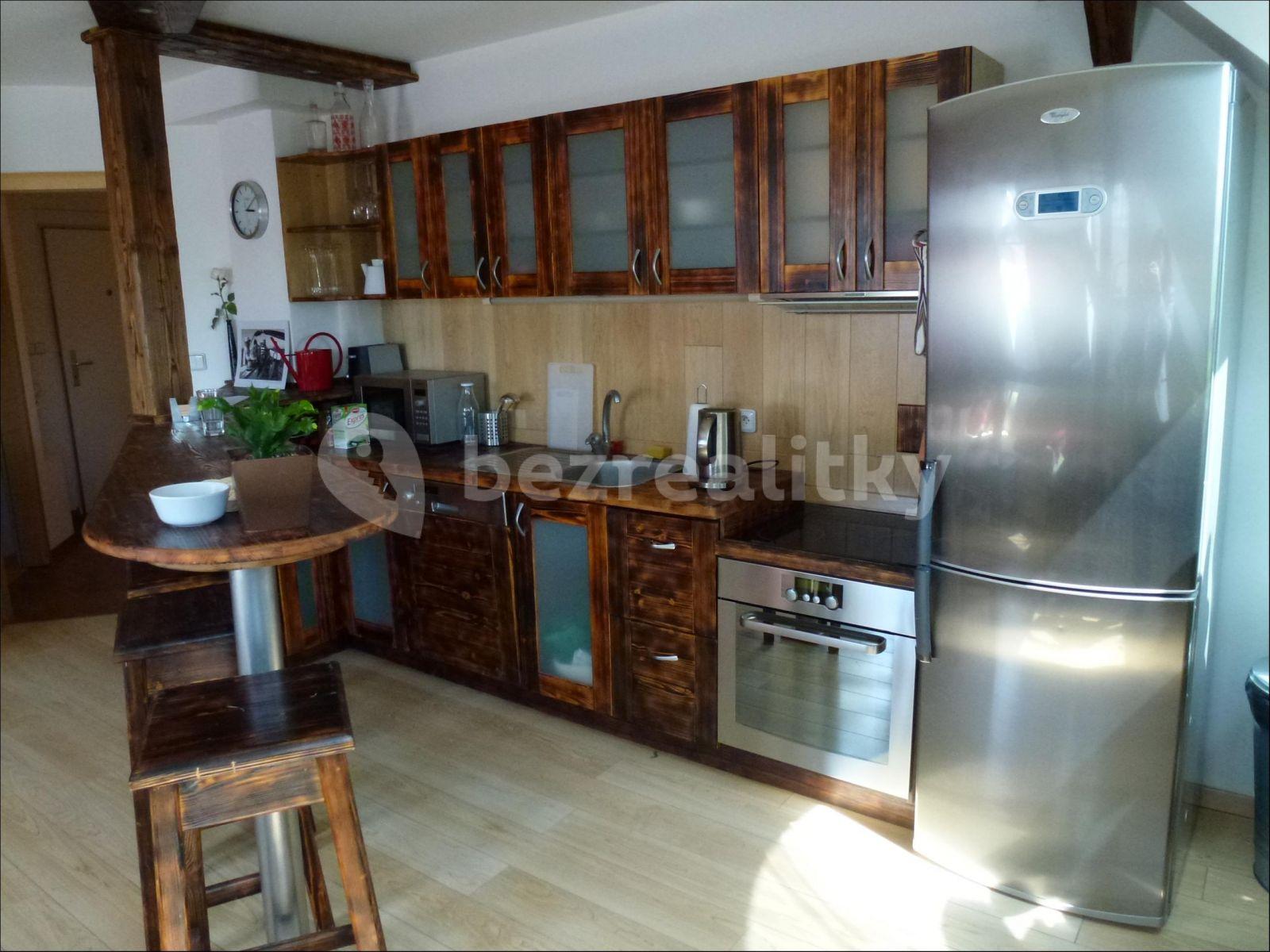 2 bedroom with open-plan kitchen flat to rent, 86 m², V Podluží, Prague, Prague