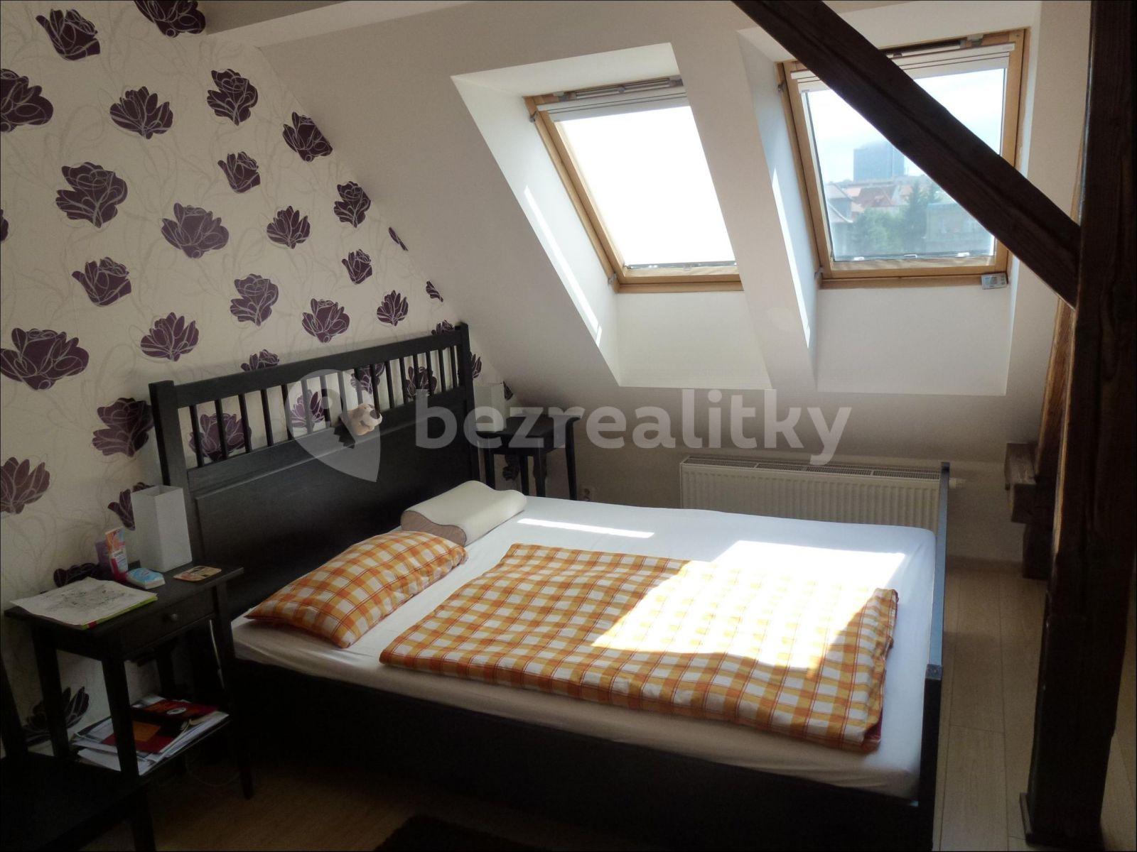 2 bedroom with open-plan kitchen flat to rent, 86 m², V Podluží, Prague, Prague