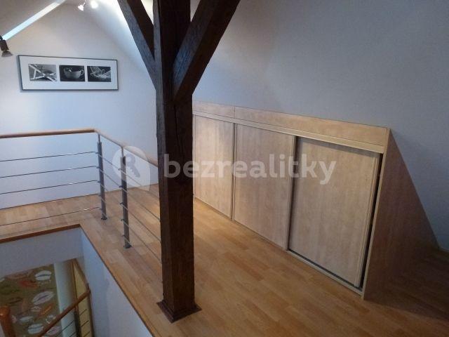 2 bedroom with open-plan kitchen flat to rent, 86 m², V Podluží, Prague, Prague