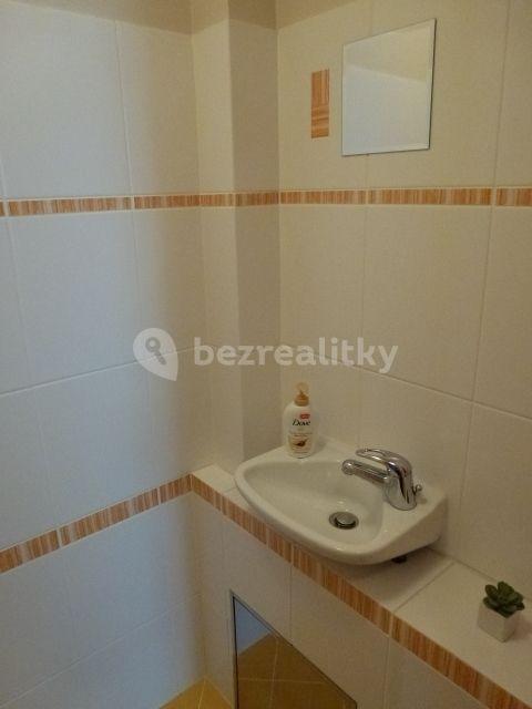 2 bedroom with open-plan kitchen flat to rent, 86 m², V Podluží, Prague, Prague