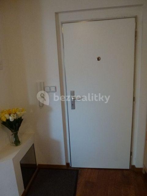 2 bedroom with open-plan kitchen flat to rent, 86 m², V Podluží, Prague, Prague