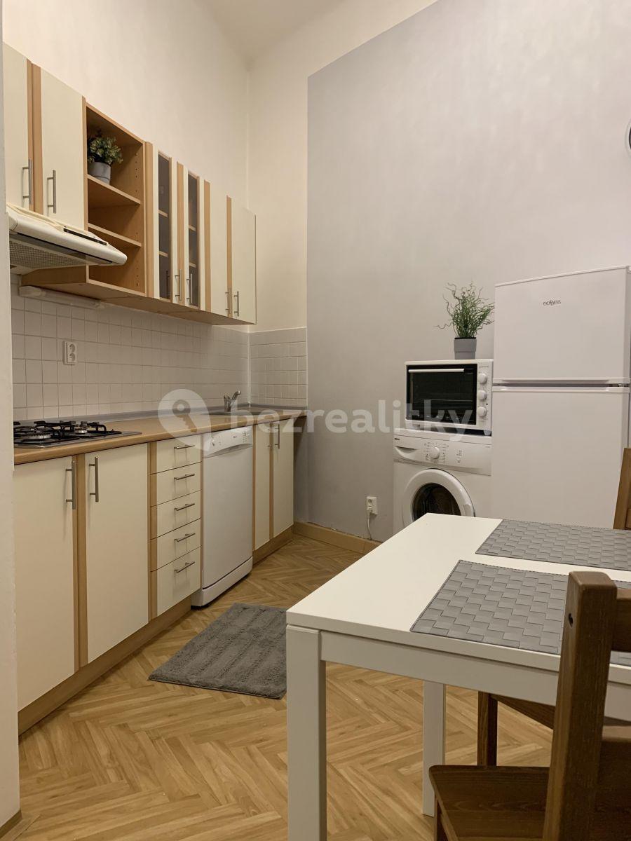 2 bedroom flat to rent, 72 m², Muchova, Prague, Prague