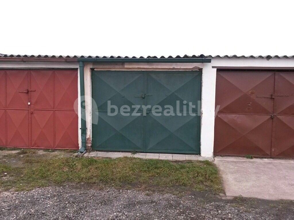 garage to rent, 18 m², Brandýs nad Labem-Stará Boleslav, Středočeský Region