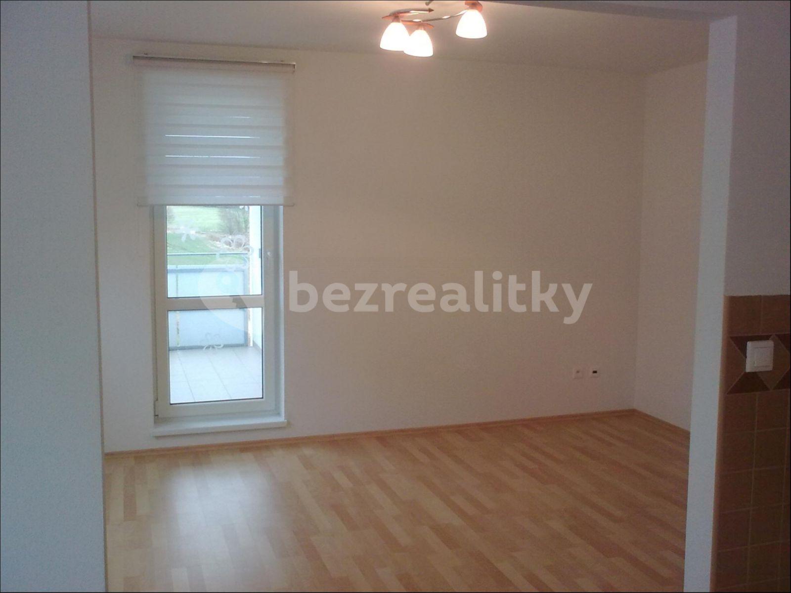 Studio flat to rent, 45 m², Plánická, Klatovy, Plzeňský Region