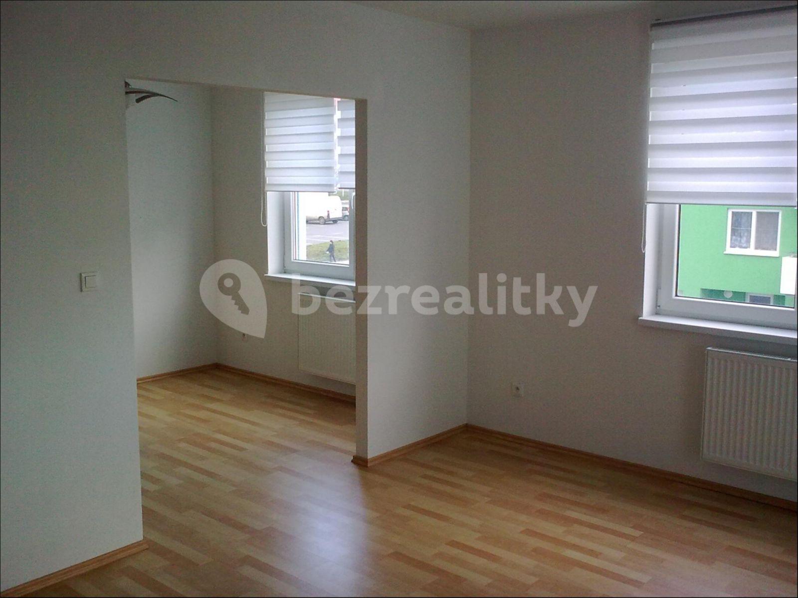 Studio flat to rent, 45 m², Plánická, Klatovy, Plzeňský Region