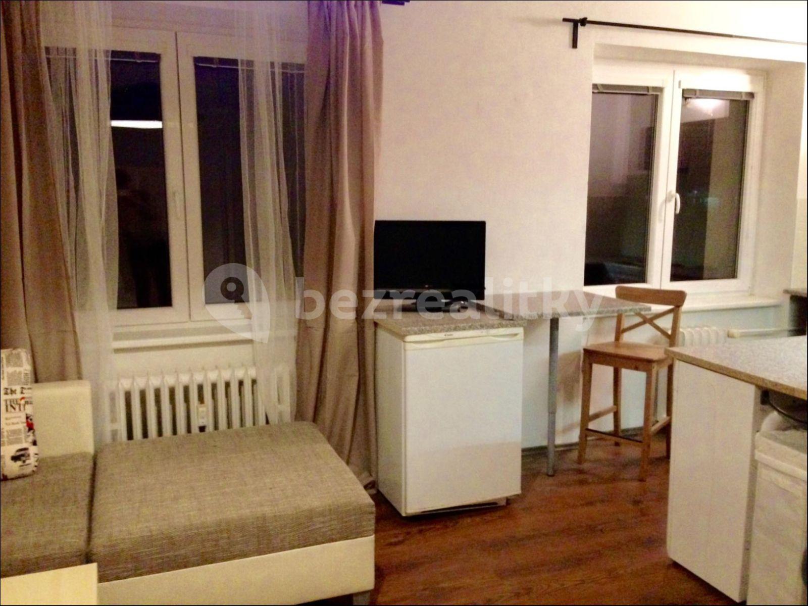 Studio flat to rent, 27 m², Pionýrů, Ústí nad Labem, Ústecký Region