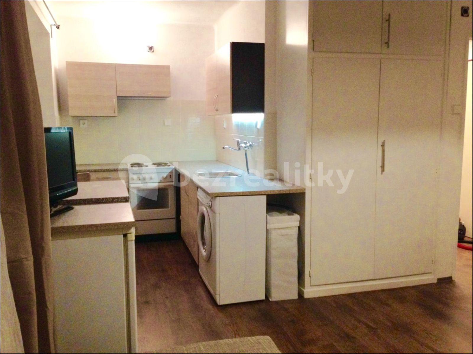 Studio flat to rent, 27 m², Pionýrů, Ústí nad Labem, Ústecký Region